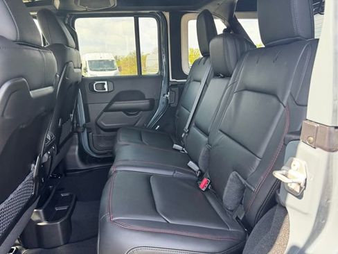 New 2026 Jeep Wrangler Unlimited Rubicon 392 w/ Quick Order Package 27X Moab AWD/4WD image 19