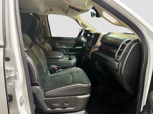 Used 2022 RAM 2500 Laramie image 27