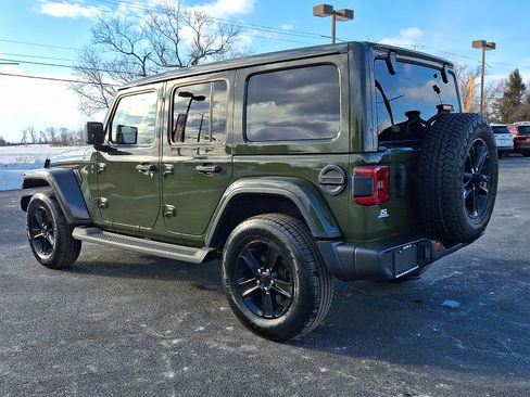 Certified 2022 Jeep Wrangler Unlimited Sahara image 6