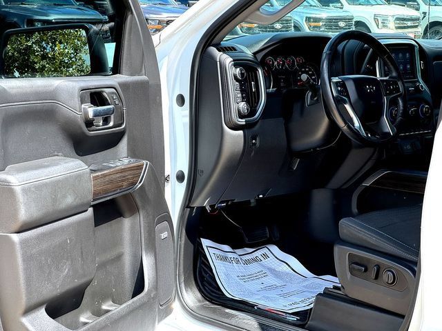 Used 2020 Chevrolet Silverado 1500 LT Trail Boss AWD/4WD image 9