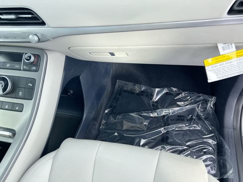 Used 2022 Hyundai Palisade SEL w/ 8P Bench Seat Package FWD image 32