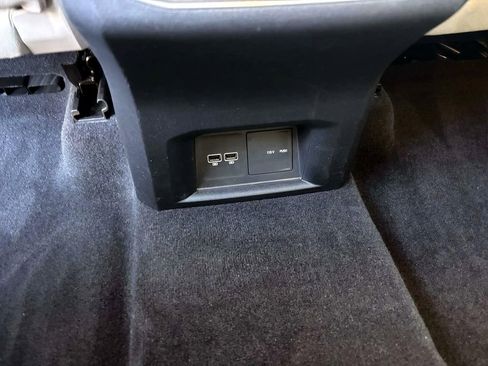 Used 2018 Volkswagen Atlas SEL image 29