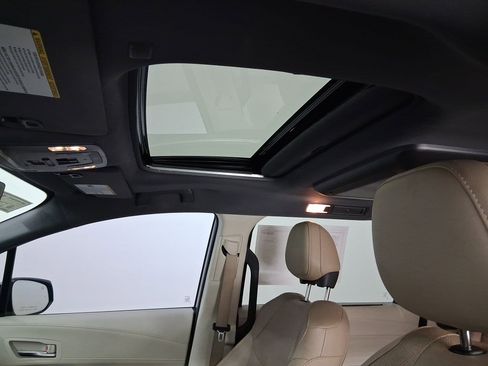 Used 2021 Toyota Sienna Limited image 13