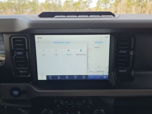 Used 2023 Ford Bronco Wildtrak image 25