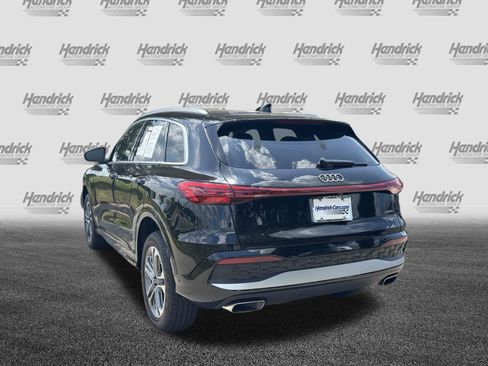 Certified 2025 Audi Q5 Premium w/ Premium Plus AWD/4WD image 8