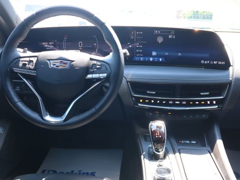 Used 2025 Cadillac CT5 Premium Luxury RWD image 12