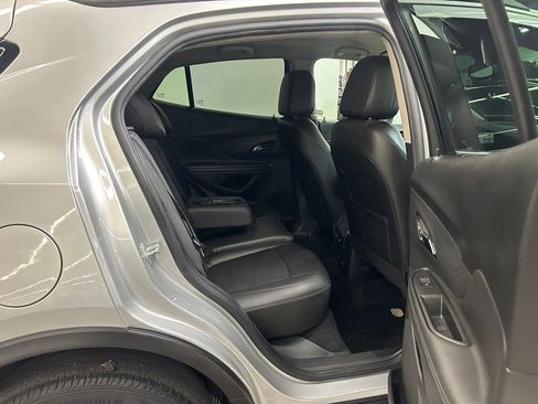 Used 2022 Buick Encore Preferred w/ Safety Package AWD/4WD image 12