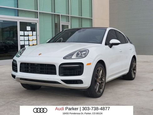 Used 2023 Porsche Cayenne S AWD/4WD image 4