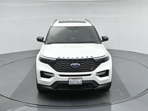Used 2020 Ford Explorer ST w/ Premium Technology Package image 42