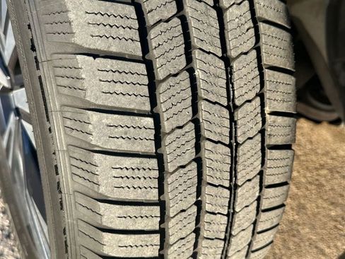 Used 2021 Nissan Rogue SV image 39