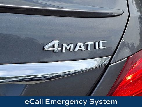 Used 2017 Mercedes-Benz E 300 4MATIC image 34