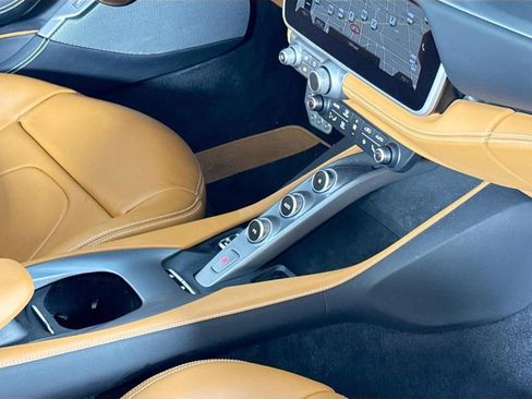 Certified 2022 Ferrari Portofino M RWD image 25