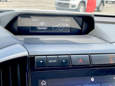 Used 2019 Subaru Ascent Limited w/ Popular Package #3 AWD/4WD image 30