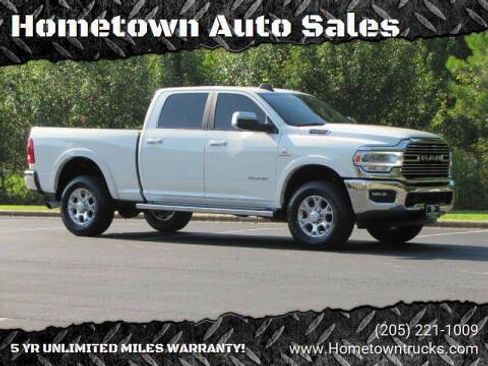 Used 2022 RAM 2500 Laramie AWD/4WD image 1