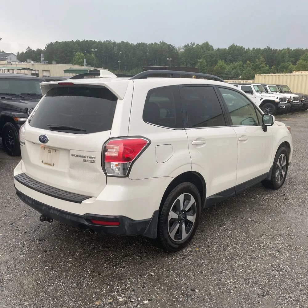 Used 2017 Subaru Forester 2.5i Limited w/ Protection Package #2 AWD/4WD image 8