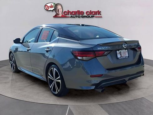 Used 2021 Nissan Sentra SR image 3