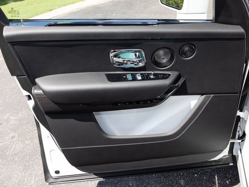 New 2027 Rolls-Royce Cullinan Black Badge AWD/4WD image 21