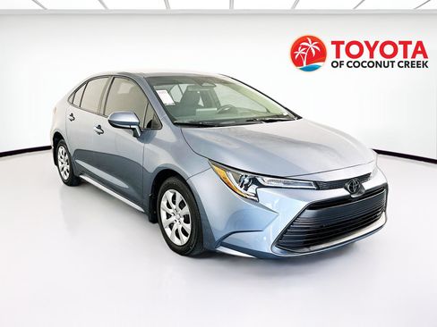 Used 2024 Toyota Corolla LE FWD image 1