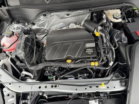 New 2026 Chevrolet Trax RS w/ Sunroof Package FWD image 27