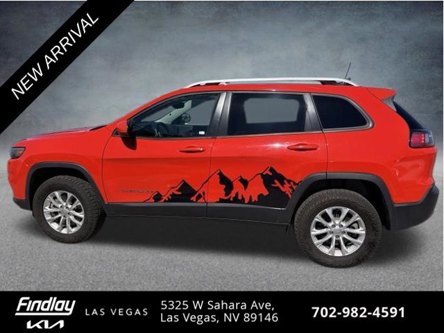 Used 2021 Jeep Cherokee Latitude w/ Mopar Interior Package AWD/4WD image 7