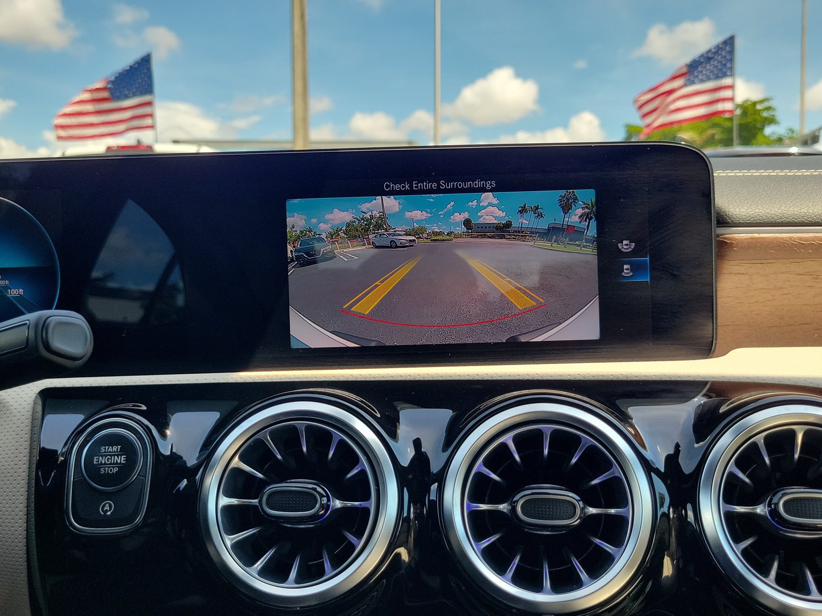 Used 2023 Mercedes-Benz CLA 250 image 27