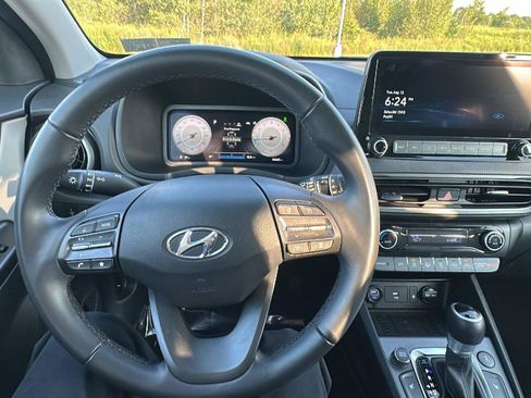 Certified 2022 Hyundai Kona Limited w/ Cargo Package image 27