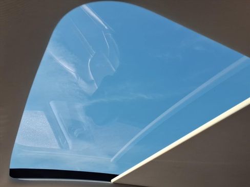 Used 2023 Kia Sorento SX image 13