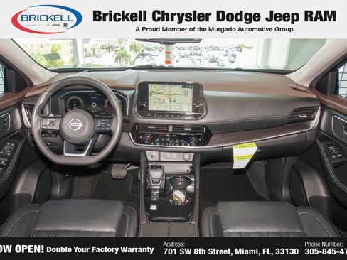 Used 2021 Nissan Rogue Platinum FWD image 21
