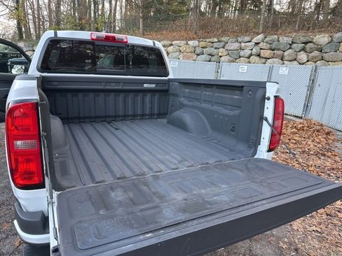 Used 2022 Chevrolet Colorado Z71 image 12