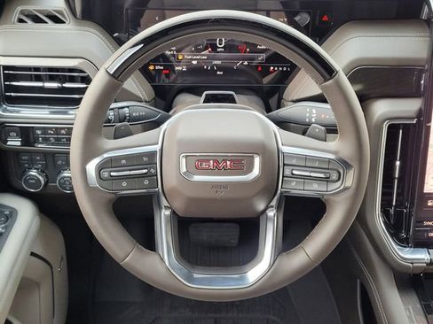 New 2026 GMC Yukon XL Elevation image 10