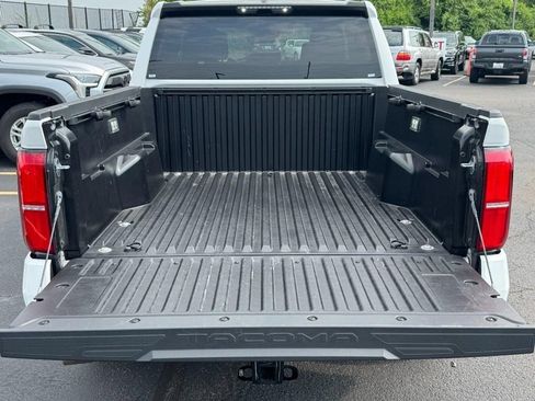 Used 2025 Toyota Tacoma SR5 AWD/4WD image 6