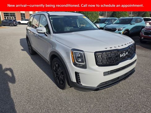 Certified 2022 Kia Telluride EX w/ EX Premium Package image 7
