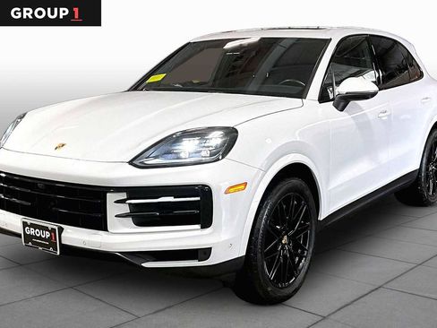 Used 2024 Porsche Cayenne AWD/4WD image 1