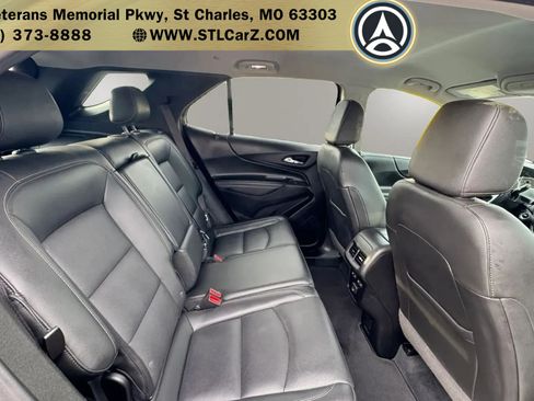 Used 2021 Chevrolet Equinox Premier FWD image 16