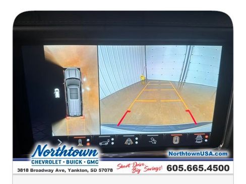 Used 2022 GMC Yukon XL Denali image 21