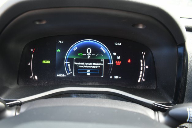 Used 2025 Toyota Camry LE FWD image 31