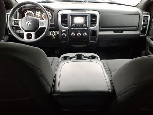Used 2024 RAM 1500 Warlock RWD image 9