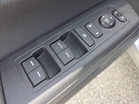New 2026 Honda CR-V LX image 25
