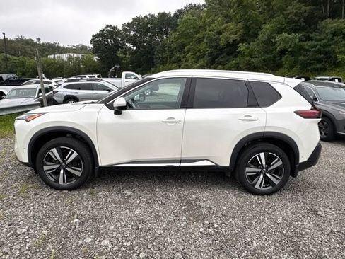 Certified 2023 Nissan Rogue SL w/ SL Premium Package AWD/4WD image 2
