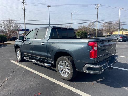 Used 2019 Chevrolet Silverado 1500 LTZ w/ LTZ Plus Package image 12