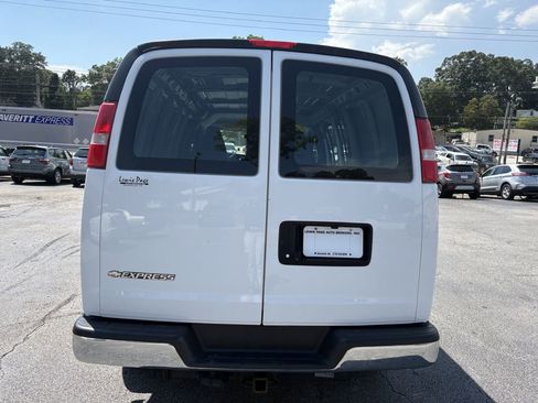 Used 2020 Chevrolet Express 2500 w/ Driver Convenience Package image 4