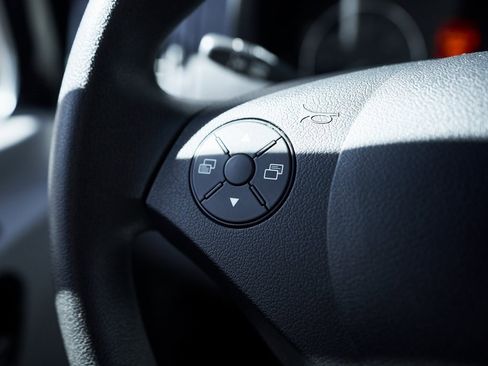 Used 2017 Mercedes-Benz Sprinter 3500 image 37