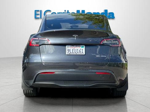 Used 2024 Tesla Model Y Long Range AWD/4WD image 4