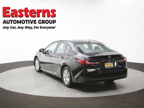 Used 2025 Toyota Camry LE FWD image 36