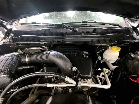 Used 2017 RAM 1500 Sport w/ Black Ram 1500 Sport Group AWD/4WD image 28