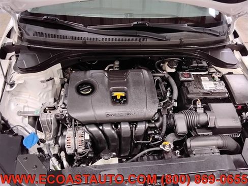 Used 2020 Hyundai Elantra SEL w/ Cargo Package (C1) image 9