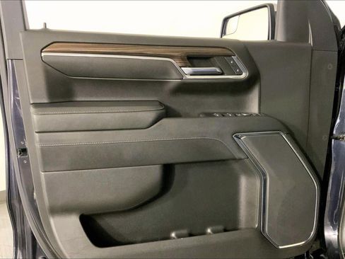 Used 2023 Chevrolet Silverado 1500 LT AWD/4WD image 26