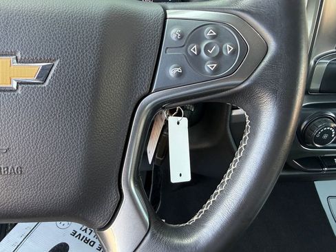Used 2019 Chevrolet Silverado 1500 LT AWD/4WD image 12