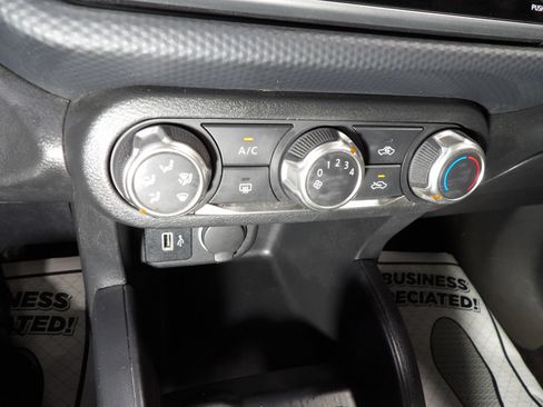 Used 2024 Nissan Kicks S FWD image 13