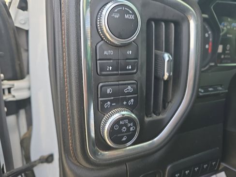 Used 2022 GMC Sierra 2500 AT4 w/ AT4 Premium Plus Package image 22
